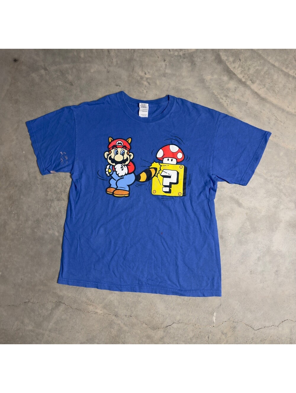 Gildan Super Mario Tanooki Graphic TShirt Mens Large Blue